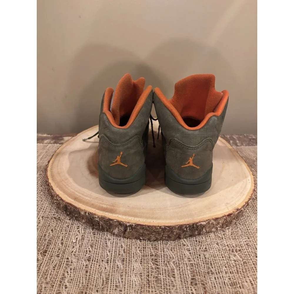 Jordan 5 Retro LS Olive‎ UNDFTD 2006 Sz 2Y